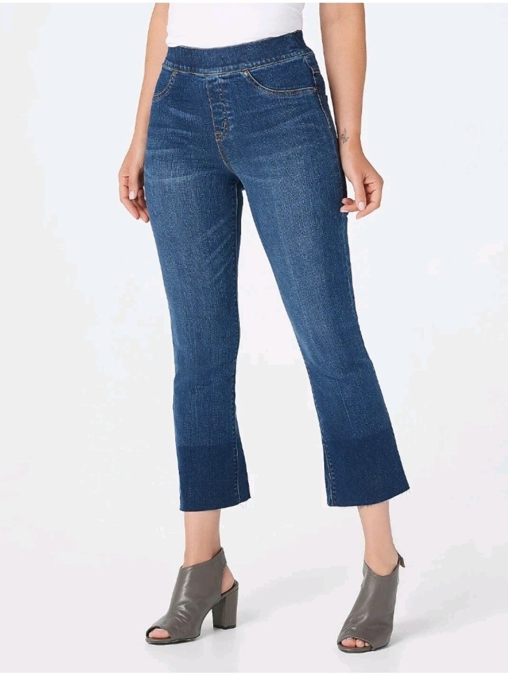 SPANX Cropped Flare Jeans Pull On Stretch Denim Kick Flare Small